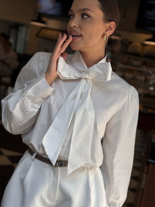 Рубашка с бантом, белый