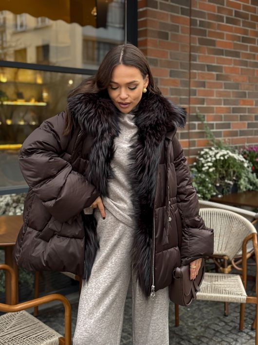 Пуховик с мехом лисы, шоколадный