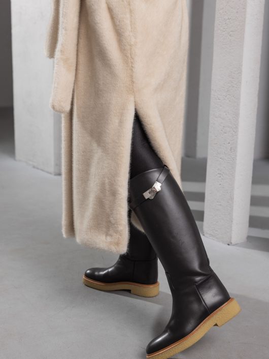 Шубка "волк" со шлицами, бежевый