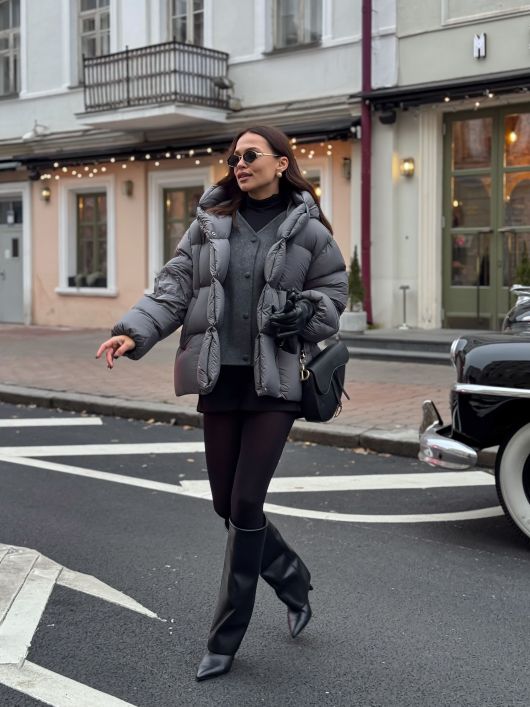 Пуховик укороченный с капюшоном, графитовый