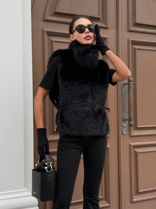 Манишка из эко-песца, черный