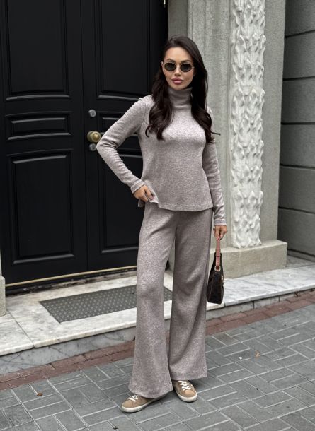 Джемпер из ангоры с разрезами, песочный