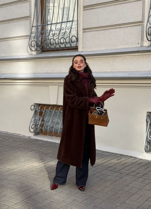 Шубка "волк" в макси длине, кофейный