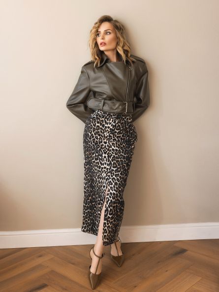 Юбка в длине миди, леопард