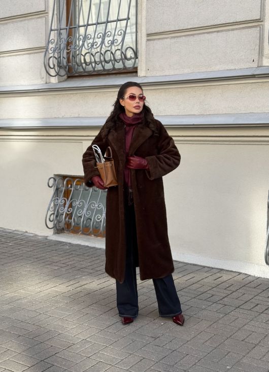 Шубка "волк" в макси длине, кофейный