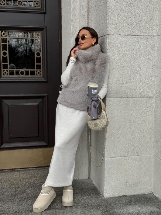 Манишка из эко-песца, серый